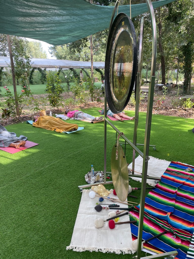 Bain de Gong Jardin de la Piboule, Angie Brooksby